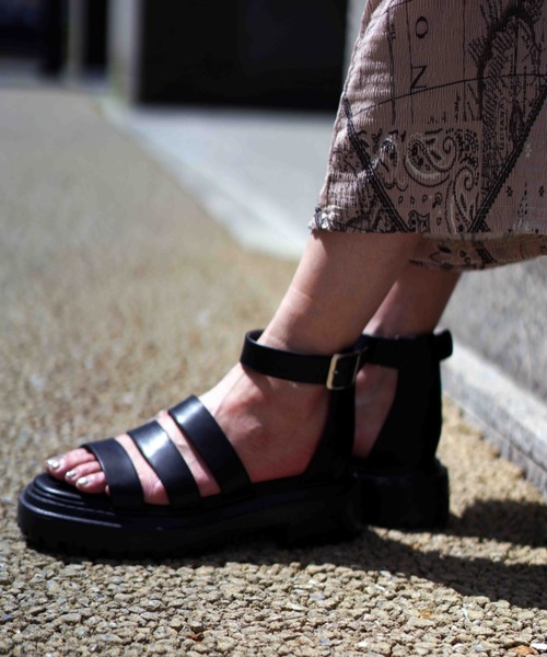 AVIREX（アヴィレックス）の「GLADIATOR SANDAL/ グラディエーターサンダル（サンダル・レディース・ブラック/シルバー・23/24/22.5）」の10枚目の写真