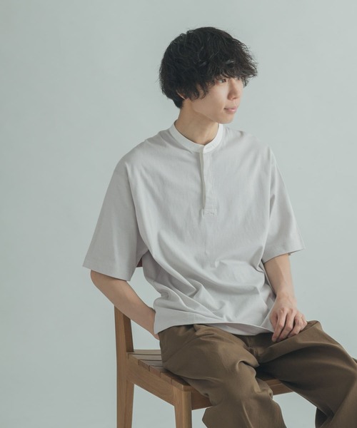 FORK&SPOON（フォークアンドスプーン）の「FORK&SPOON　OE天竺バンドカラーTシャツ（Tシャツ/カットソー・メンズ・アイボリー/チャコールグレー/グレー系その他・4/5）」の6枚目の写真