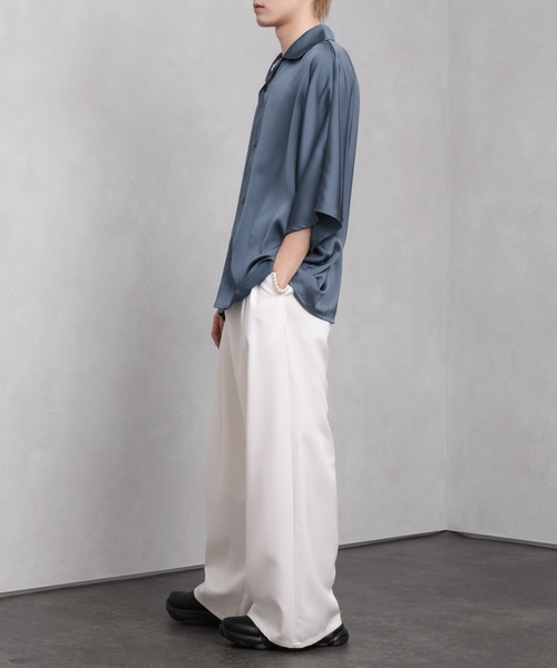 Adoon plain（アドーンプレーン）の「【Adoon plain】アソートドルマンスリーブシャツ（シャツ/ブラウス・メンズ・ホワイト/ブラック/グリーン/ブルーグレー・MEDIUM/LARGE）」の7枚目の写真