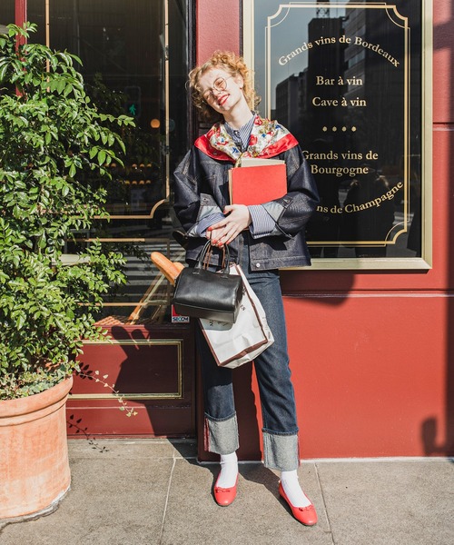 BONLECILL(ボンルシール)の「カラーステッチロールアップハイウエストデニムパンツ(デニムパンツ・レディース・ブラック/ネイビー/ブルー/ブルー系/ネイビー系/ブラック系/アイボリー系/アイボリー/ブルー系2/ブルー系1・S/M/L)」の22枚目の写真