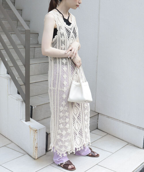 fredy emue(フレディエミュ)の「レース編みロングジレワンピース(ワンピース・レディース・ライトブルー/アイボリー/チャコールグレー・38)」の10枚目の写真