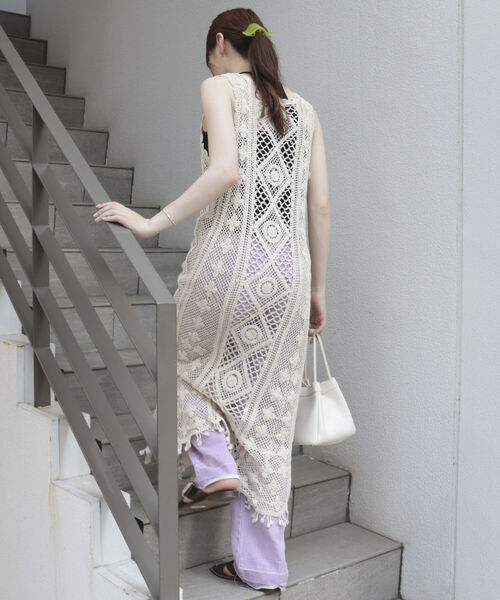 fredy emue(フレディエミュ)の「レース編みロングジレワンピース(ワンピース・レディース・ライトブルー/アイボリー/チャコールグレー・38)」の12枚目の写真