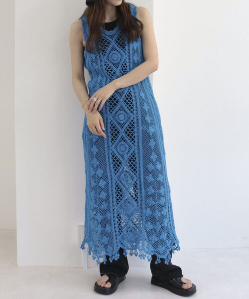 fredy emue(フレディエミュ)の「レース編みロングジレワンピース(ワンピース・レディース・ライトブルー/アイボリー/チャコールグレー・38)」の16枚目の写真