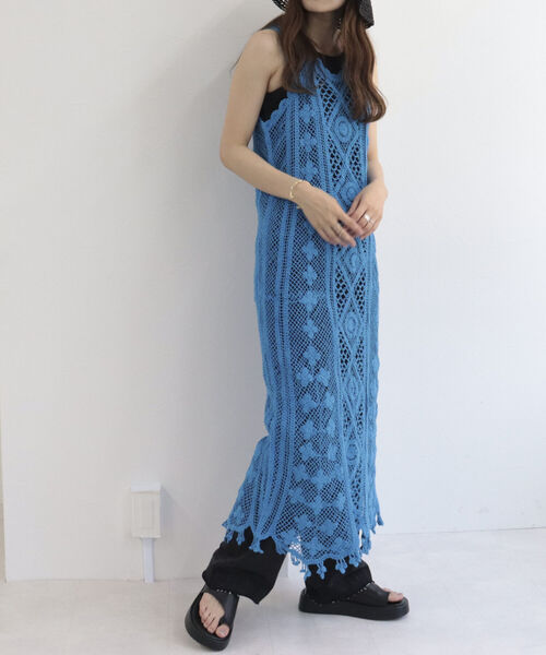 fredy emue(フレディエミュ)の「レース編みロングジレワンピース(ワンピース・レディース・ライトブルー/アイボリー/チャコールグレー・38)」の17枚目の写真