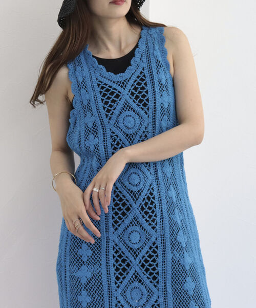 fredy emue(フレディエミュ)の「レース編みロングジレワンピース(ワンピース・レディース・ライトブルー/アイボリー/チャコールグレー・38)」の18枚目の写真