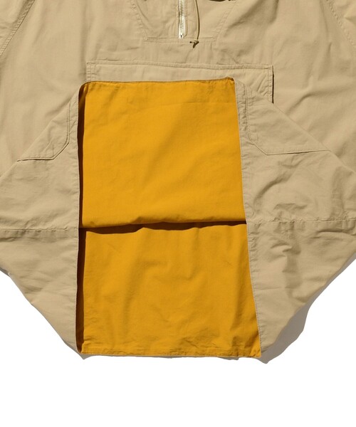 BEAMS PLUS（ビームスプラス）の「BEAMS PLUS / コットン ユーロ スポーツアノラック（その他アウター・メンズ・レッド/ベージュ/マスタード/グリーン・XL/L/S/M）」の18枚目の写真