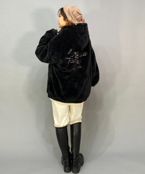 BILLABONG（ビラボン）の「BILLABONG/ビラボン  ビッグシルエット/オーバーサイズ/ボアフルジップジャケット   BC014-758（ムートンコート・レディース・ホワイト/ブラック/グリーン・M/L）」の18枚目の写真