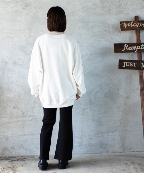 SUGGESTION（サジェッション）の「SUGGESTION　クラシカルロゴ刺繍裏毛トレーナー 2022AW（スウェット・メンズ・ホワイト/ブラック/ネイビー/杢グレー・M/L）」の15枚目の写真