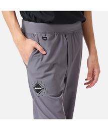 人気新品入荷 F.C.Real Bristol（エフシーレアルブリストル）の「ACTIVE パンツ