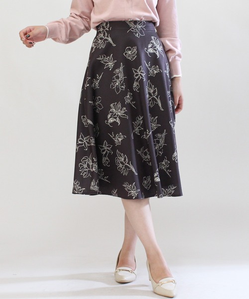 TRUDEA(トルディア)の「線描きプリントスカート(スカート・レディース・ブラック/ブラウン/アイボリー・MEDIUM/SMALL)」の10枚目の写真