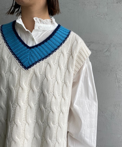 THE SHINZONE（ザ　シンゾーン）の「[THE SHINZONE/ザ シンゾーン] チルデン Vネックニットベスト（ベスト・レディース・ホワイト/グリーン・F）」の7枚目の写真