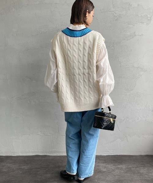 THE SHINZONE（ザ　シンゾーン）の「[THE SHINZONE/ザ シンゾーン] チルデン Vネックニットベスト（ベスト・レディース・ホワイト/グリーン・F）」の17枚目の写真