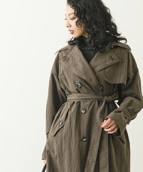 OUVRAGE CLASSE（ウヴラージュクラス）の「オーバートレンチコート（トレンチコート・レディース・ベージュ/モカ・FREE）」の3枚目の写真