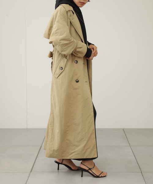 OUVRAGE CLASSE（ウヴラージュクラス）の「オーバートレンチコート（トレンチコート・レディース・ベージュ/モカ・FREE）」の15枚目の写真