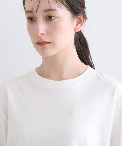INDIVI(インディヴィ)の「【WORLD for the World】バックフォト ロングTシャツ(Tシャツ/カットソー・レディース・ホワイト・13/38/05)」の11枚目の写真