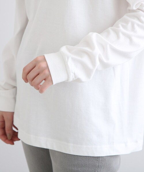 INDIVI(インディヴィ)の「【WORLD for the World】バックフォト ロングTシャツ(Tシャツ/カットソー・レディース・ホワイト・13/38/05)」の10枚目の写真