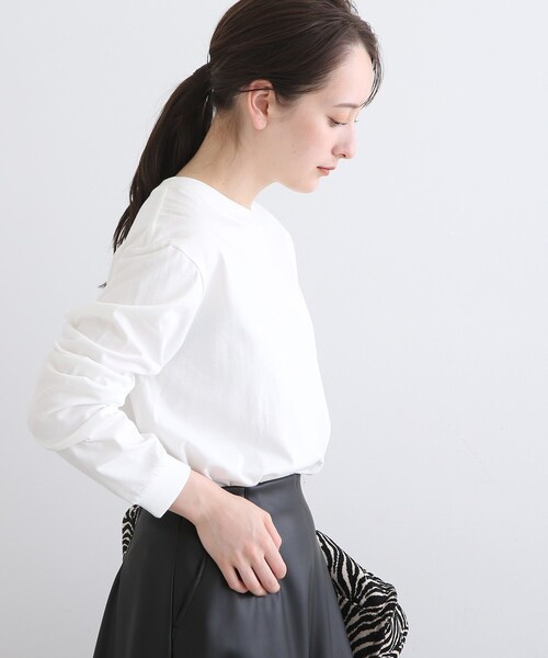 INDIVI(インディヴィ)の「【WORLD for the World】バックフォト ロングTシャツ(Tシャツ/カットソー・レディース・ホワイト・13/38/05)」の7枚目の写真