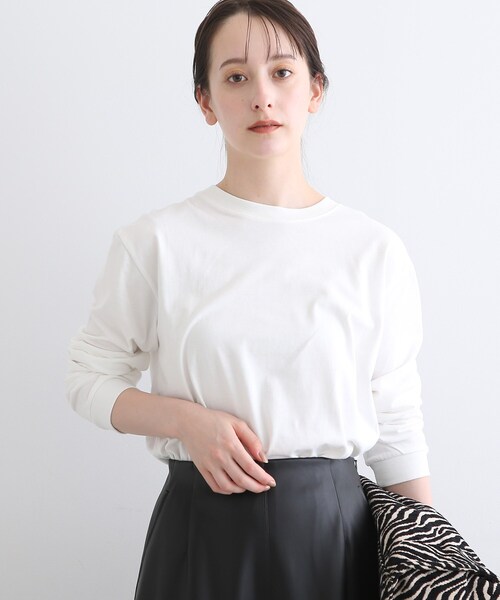 INDIVI(インディヴィ)の「【WORLD for the World】バックフォト ロングTシャツ(Tシャツ/カットソー・レディース・ホワイト・13/38/05)」の6枚目の写真