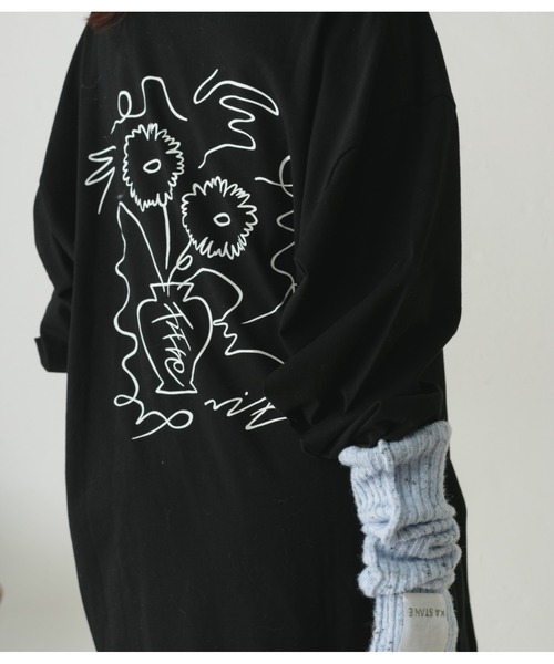 Kastane（カスタネ）の「【UNISEX】SIXSENCE FLOWERロンT（Tシャツ/カットソー・レディース・オフホワイト/ブラック・M/XL）」の6枚目の写真