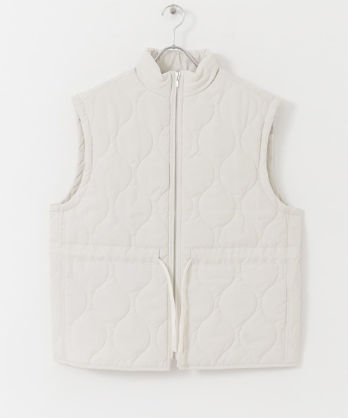 SENSE OF PLACE by URBAN RESEARCH（センスオブプレイスバイアーバンリサーチ）の「『UR TECH』キルティングベスト（ダウンベスト・レディース・アイボリー/カーキ/ブラック・ONE）」の6枚目の写真