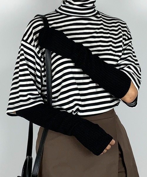 me+em select(ミームセレクト)の「肘丈リブアームウォーマー(アームカバー・レディース・アイボリー/ブラック/グレー/チャコールグレー・FREE)」の3枚目の写真