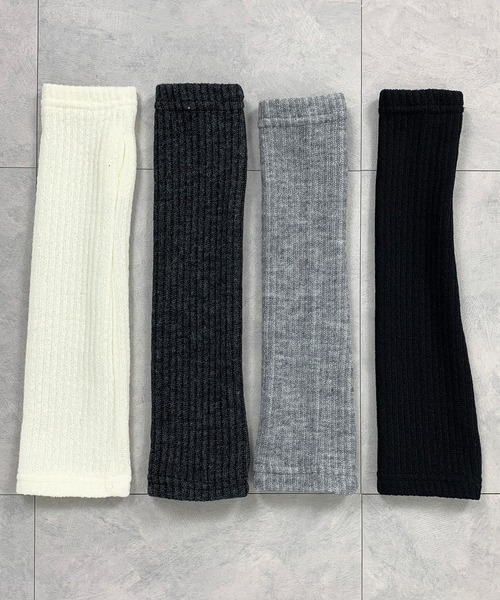 me+em select(ミームセレクト)の「肘丈リブアームウォーマー(アームカバー・レディース・アイボリー/ブラック/グレー/チャコールグレー・FREE)」の10枚目の写真