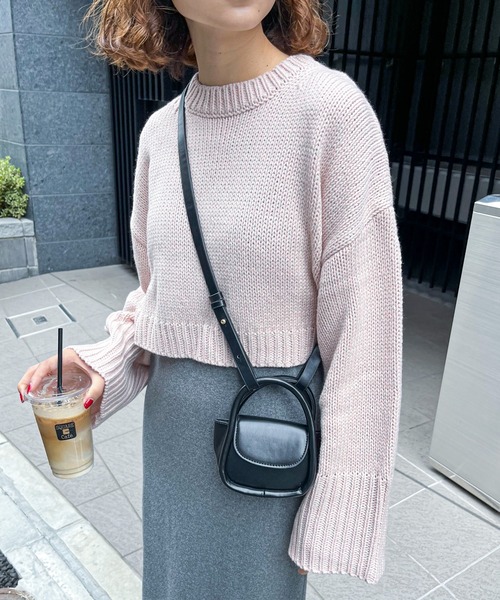 feepur（フェピュール）の「【ハンドウォッシャブル】メランジショートオーバーニット（ニット/セーター・レディース・ブラック/オフホワイト/イエロー/グリーン/ピンク・MEDIUM）」の17枚目の写真