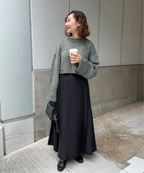 feepur（フェピュール）の「【ハンドウォッシャブル】メランジショートオーバーニット（ニット/セーター・レディース・ブラック/オフホワイト/イエロー/グリーン/ピンク・MEDIUM）」の8枚目の写真