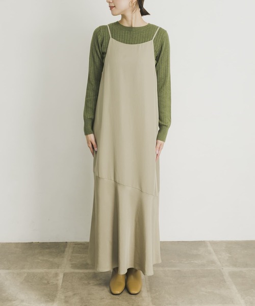 URBAN RESEARCH（アーバンリサーチ）の「ヘム切替キャミワンピース（ワンピース・レディース・ブラック/ベージュ・FREE）」の21枚目の写真