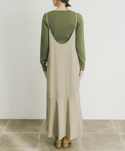 URBAN RESEARCH（アーバンリサーチ）の「ヘム切替キャミワンピース（ワンピース・レディース・ブラック/ベージュ・FREE）」の5枚目の写真