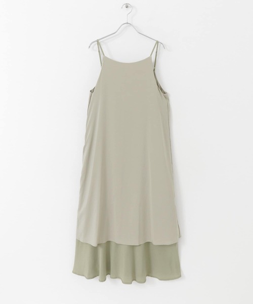 URBAN RESEARCH（アーバンリサーチ）の「ヘム切替キャミワンピース（ワンピース・レディース・ブラック/ベージュ・FREE）」の19枚目の写真