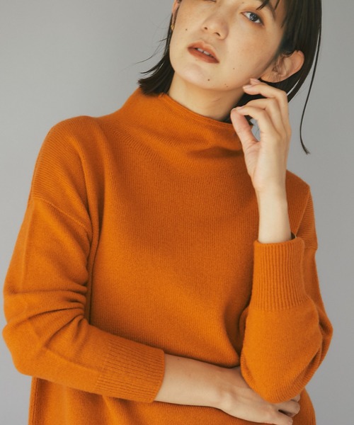 RIVE DROITE(リヴドロワ)の「小山田早織さんスタイリング/ウール100ボトルネックニット(ニット/セーター・レディース・グレー/ブルー/オレンジ/オフホワイト/パープル/グリーン系その他/ベージュ・FREE)」の9枚目の写真