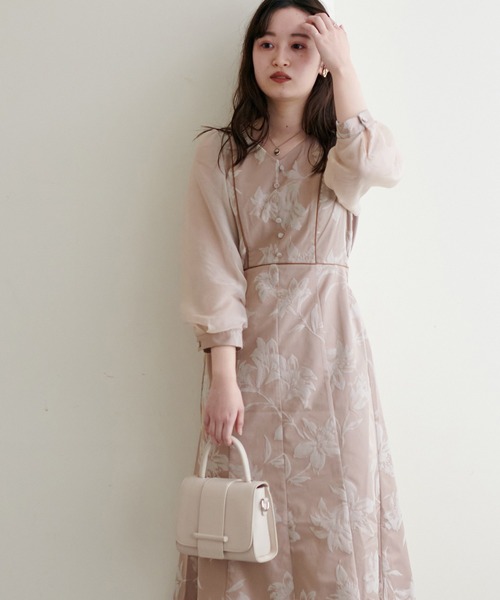 natural couture（ナチュラルクチュール）の「オケージョン対応　大花フロッキーワンピース（ドレス・レディース・ベージュ/ブラック・FREE）」の20枚目の写真