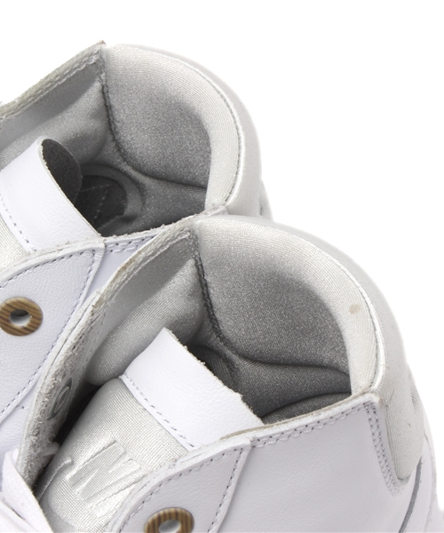 NIKE SPORTSWEAR(ナイキスポーツウェアー)の「ユニセックス ナイキ ブレーザー ホワイト NIKE BLAZER LUX PRM QS 776261-100(スニーカー・メンズ・ホワイト・24.5cm/27.5cm/28.5cm/26.5cm/27cm/24cm/28cm)」の7枚目の写真