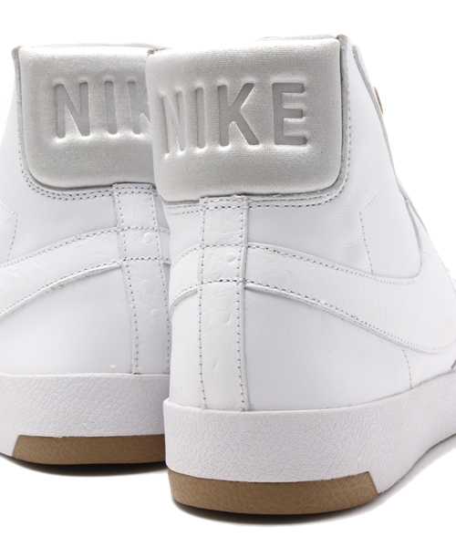 NIKE SPORTSWEAR(ナイキスポーツウェアー)の「ユニセックス ナイキ ブレーザー ホワイト NIKE BLAZER LUX PRM QS 776261-100(スニーカー・メンズ・ホワイト・24.5cm/27.5cm/28.5cm/26.5cm/27cm/24cm/28cm)」の8枚目の写真