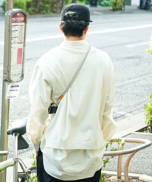 U.S. POLO ASSN.（ユーエスポロアッスン）の「【U.S. POLO ASSN./ユーエスポロアッスン】ワンポイントブランドロゴ刺繍 　ビッグシルエット　ニットベスト（ベスト・メンズ・グリーン/ネイビー/ベージュ/オフホワイト・MEDIUM/LARGE）」の17枚目の写真