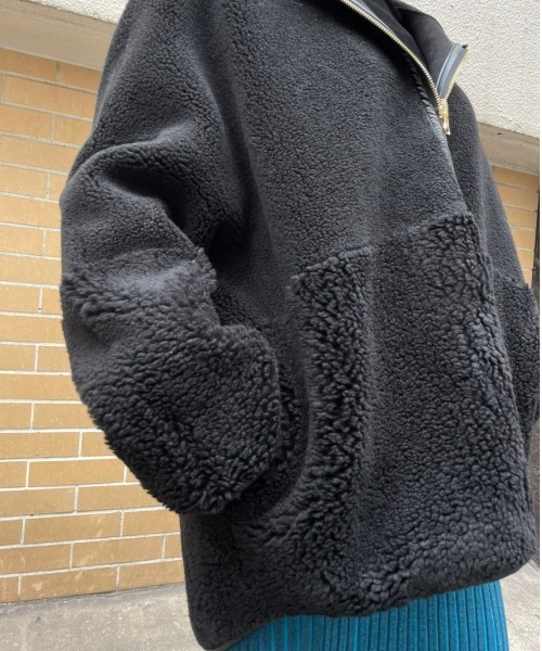 Risley(リズレー)の「Risley(リズレー) リバーシブルフェイクムートンフードコート(ムートンコート・レディース・ブラック・F)」の9枚目の写真