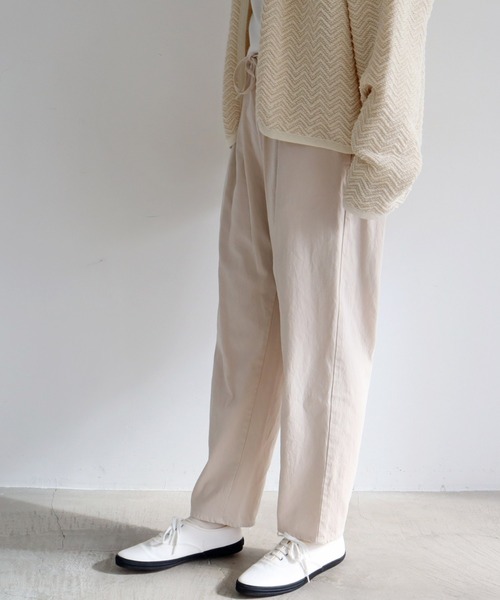 yuni（ユニ ）の「60/2強撚コットン ナローパンツ（その他パンツ