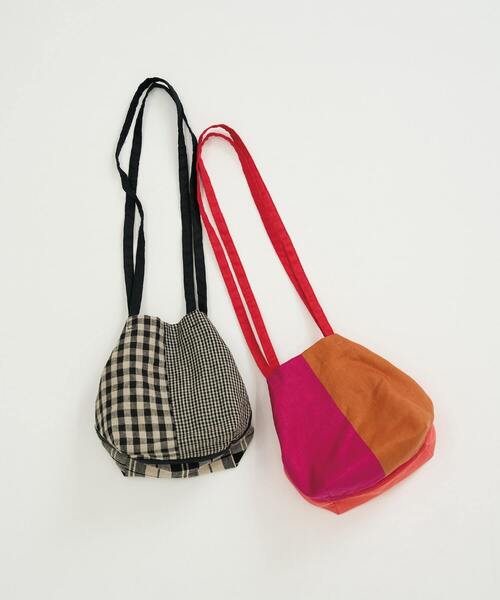 conges payes ADIEU TRISTESSE(コンジェ ペイエ アデュートリステス)の「配色ミニトート(ショルダーバッグ・レディース・チェック/ピンク・FREE)」の3枚目の写真