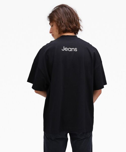 Calvin Klein(カルバン・クライン)の「ロゴプリント Tシャツ(Tシャツ/カットソー・メンズ・ブラック/ホワイト・L/M/S)」の12枚目の写真