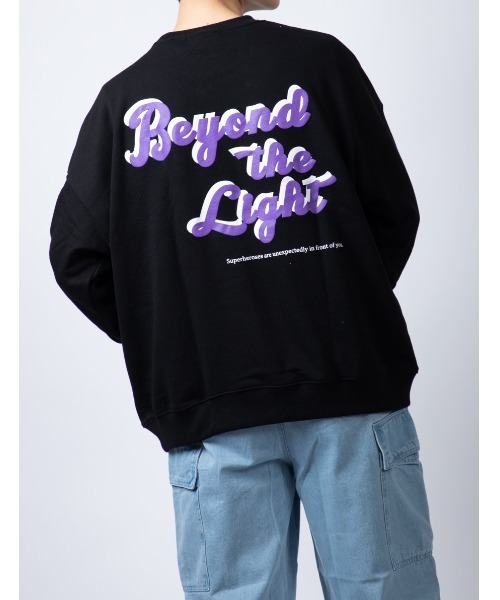 Beno(ビーノ)の「ライトTC裏毛 ルーズシルエット バックグラフィック トレーナー(スウェット・メンズ・ロイヤルブルー/ブラック/杢グレー/ホワイト・M/L)」の3枚目の写真