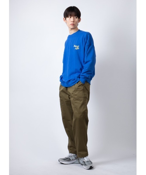 Beno(ビーノ)の「ライトTC裏毛 ルーズシルエット バックグラフィック トレーナー(スウェット・メンズ・ロイヤルブルー/ブラック/杢グレー/ホワイト・M/L)」の14枚目の写真