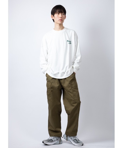 Beno(ビーノ)の「ライトTC裏毛 ルーズシルエット バックグラフィック トレーナー(スウェット・メンズ・ロイヤルブルー/ブラック/杢グレー/ホワイト・M/L)」の12枚目の写真