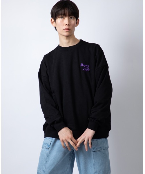 Beno(ビーノ)の「ライトTC裏毛 ルーズシルエット バックグラフィック トレーナー(スウェット・メンズ・ロイヤルブルー/ブラック/杢グレー/ホワイト・M/L)」の21枚目の写真