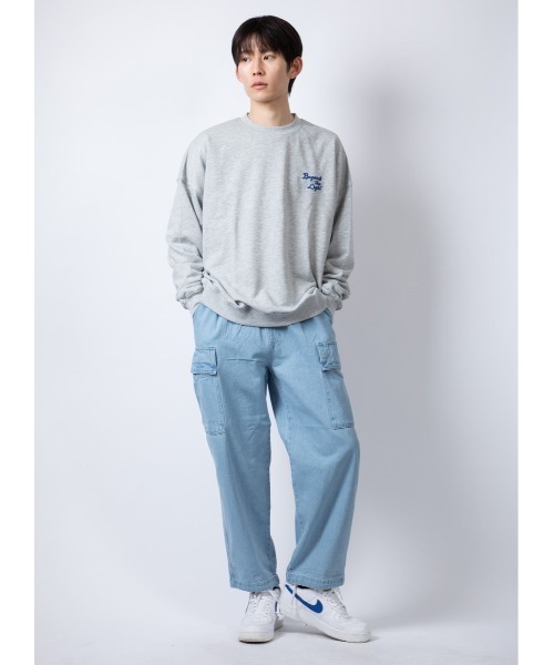 Beno(ビーノ)の「ライトTC裏毛 ルーズシルエット バックグラフィック トレーナー(スウェット・メンズ・ロイヤルブルー/ブラック/杢グレー/ホワイト・M/L)」の22枚目の写真