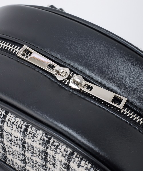 Seemi. byNICECLAUP（ シーミーバイナイスクラップ）の「【 Seemi】Seemi.ボーラーBag（ボストンバッグ・レディース・アイボリー/ブラック・FREE）」の11枚目の写真