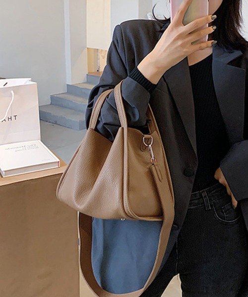 fd style(エフディ スタイル)の「2waysミニバケットバッグ(ショルダーバッグ・レディース・Black/Beige/M.Brn/White・FREE)」の4枚目の写真