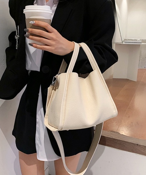 fd style(エフディ スタイル)の「2waysミニバケットバッグ(ショルダーバッグ・レディース・Black/Beige/M.Brn/White・FREE)」の1枚目の写真