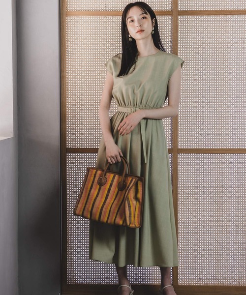 ミュグレー　グリーン ベルト付き ワンピース 9AR ミュグレー グリーン ベルト付き ワンピース 9AR