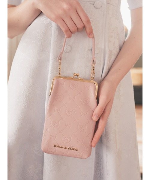 Maison de FLEUR（メゾンドフルール）の「モノグラムがまぐちポシェット（スマホグッズ・レディース・ピンク/ブラック・FREE）」の2枚目の写真